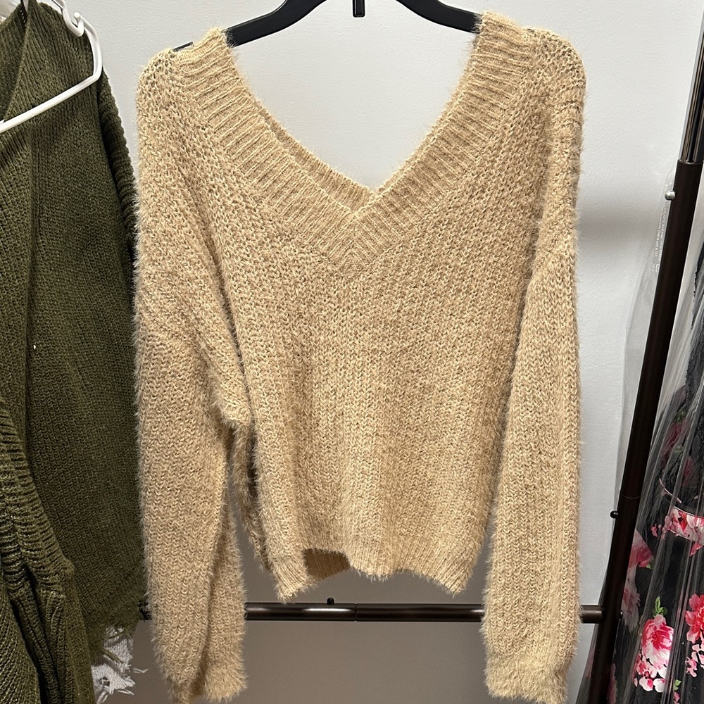 Cozy V-Neck Cream Fuzzy Knit cropped Sweater